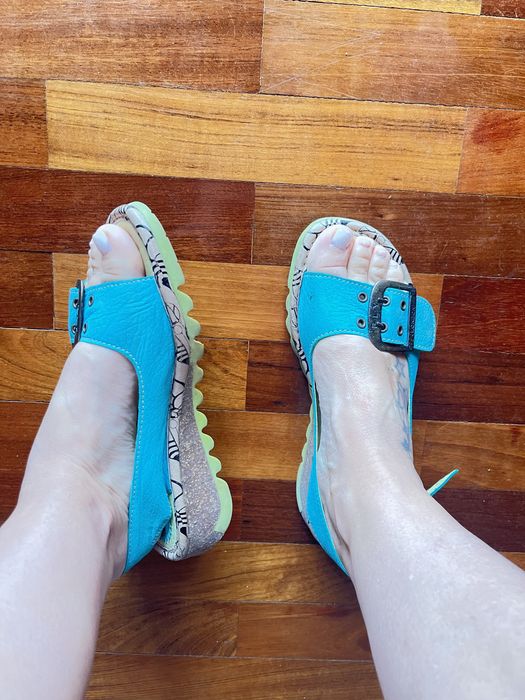 Sandálias Fly London 39