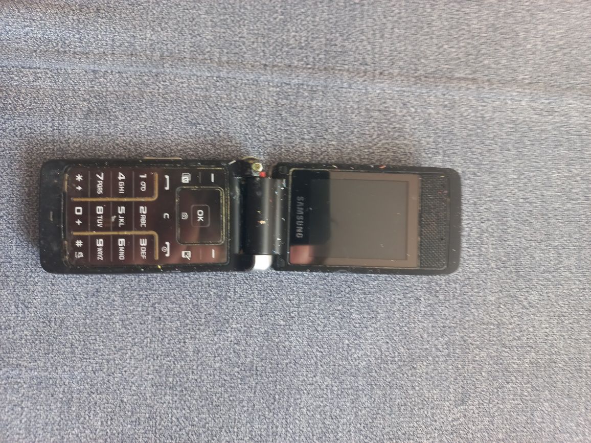 Telefony komórkowe