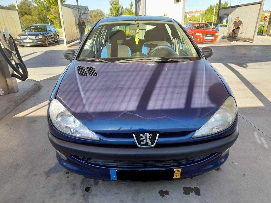 Vendo Peugeot 206 1.1 - Ano 2000
