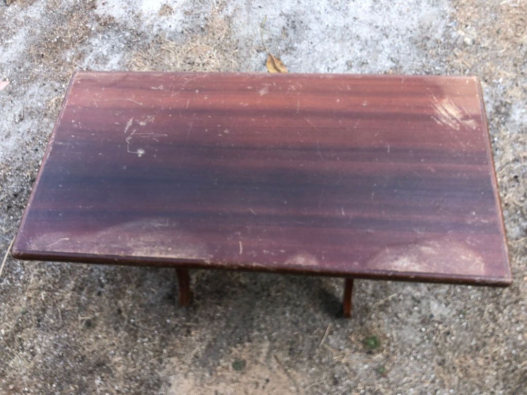 mesa de sala pequena