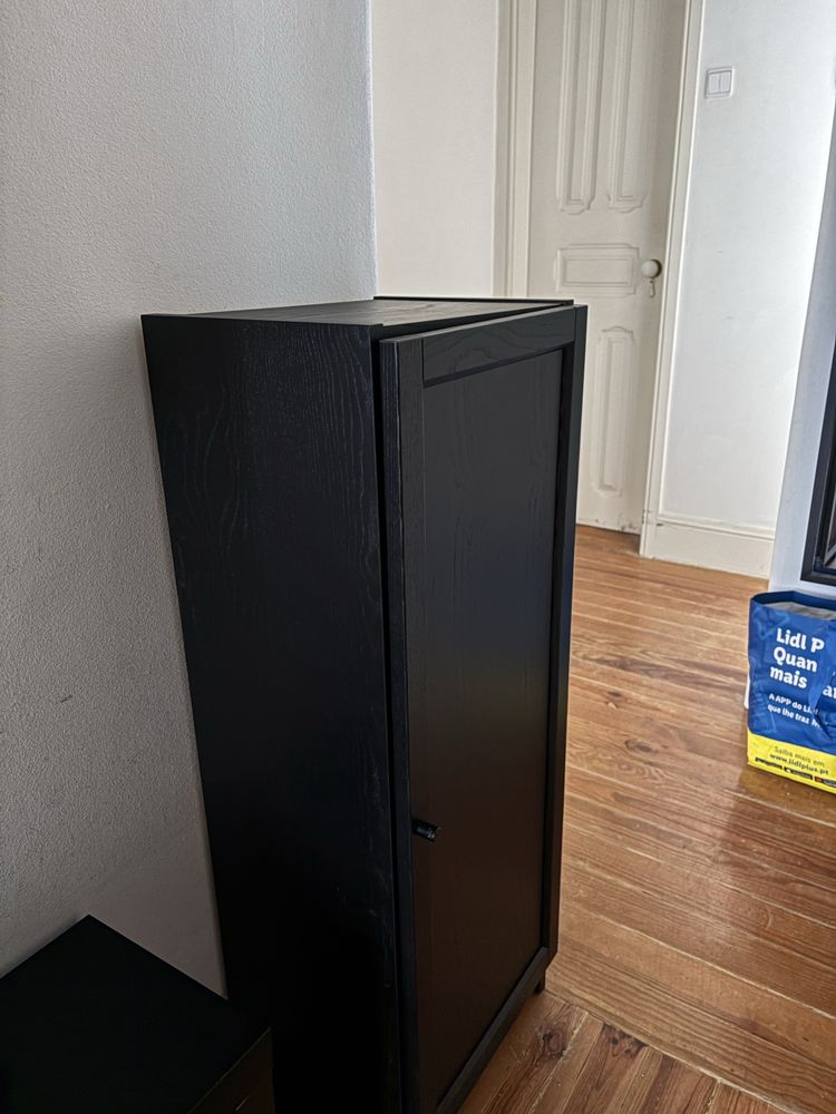 Estante ikea billy com portas