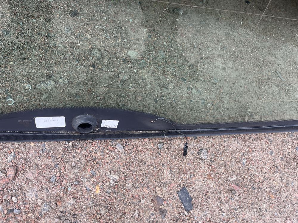 Скло Стекло багажника Skoda Rapid Seat Toledo 4