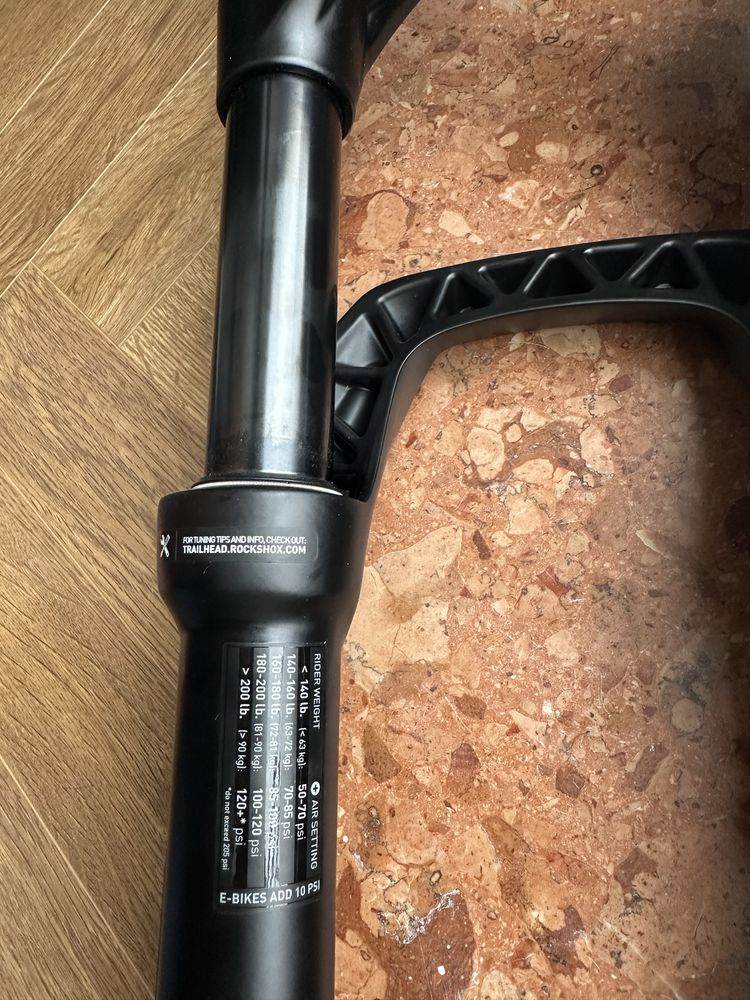 Widelec ROCKSHOX Recon 29” 100mm z blokadą