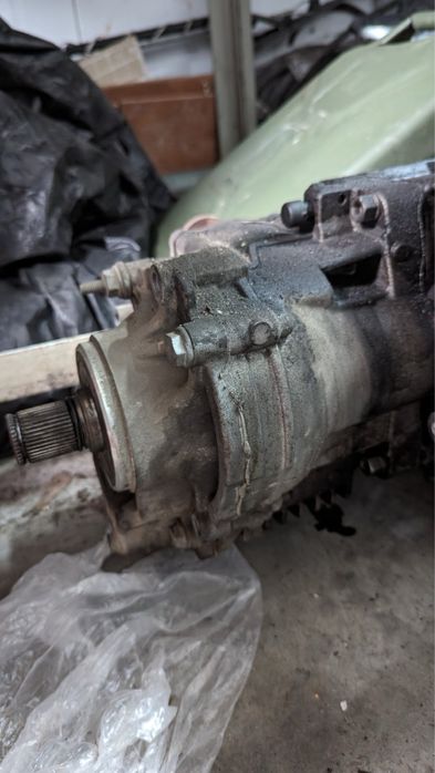 Продам АКПП DQ500 б.у.з поганим махотроніком