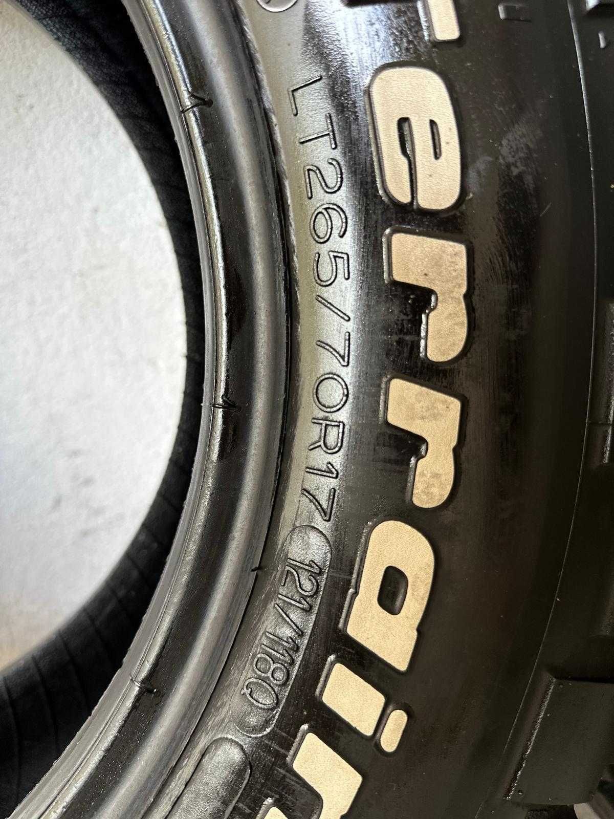 4 Pneus Semi-Novos BFGoodrich KM2 Mud-Terrain T/A 265/70 R17