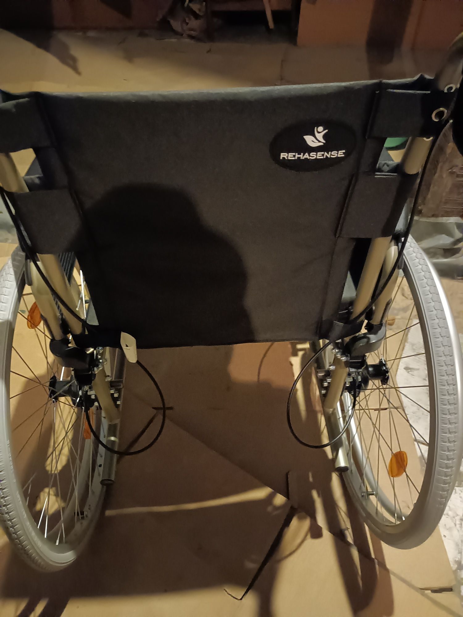 Sprzedam nowy, aluminiowy ,składany wózek inwalidzki firmy Rehasense