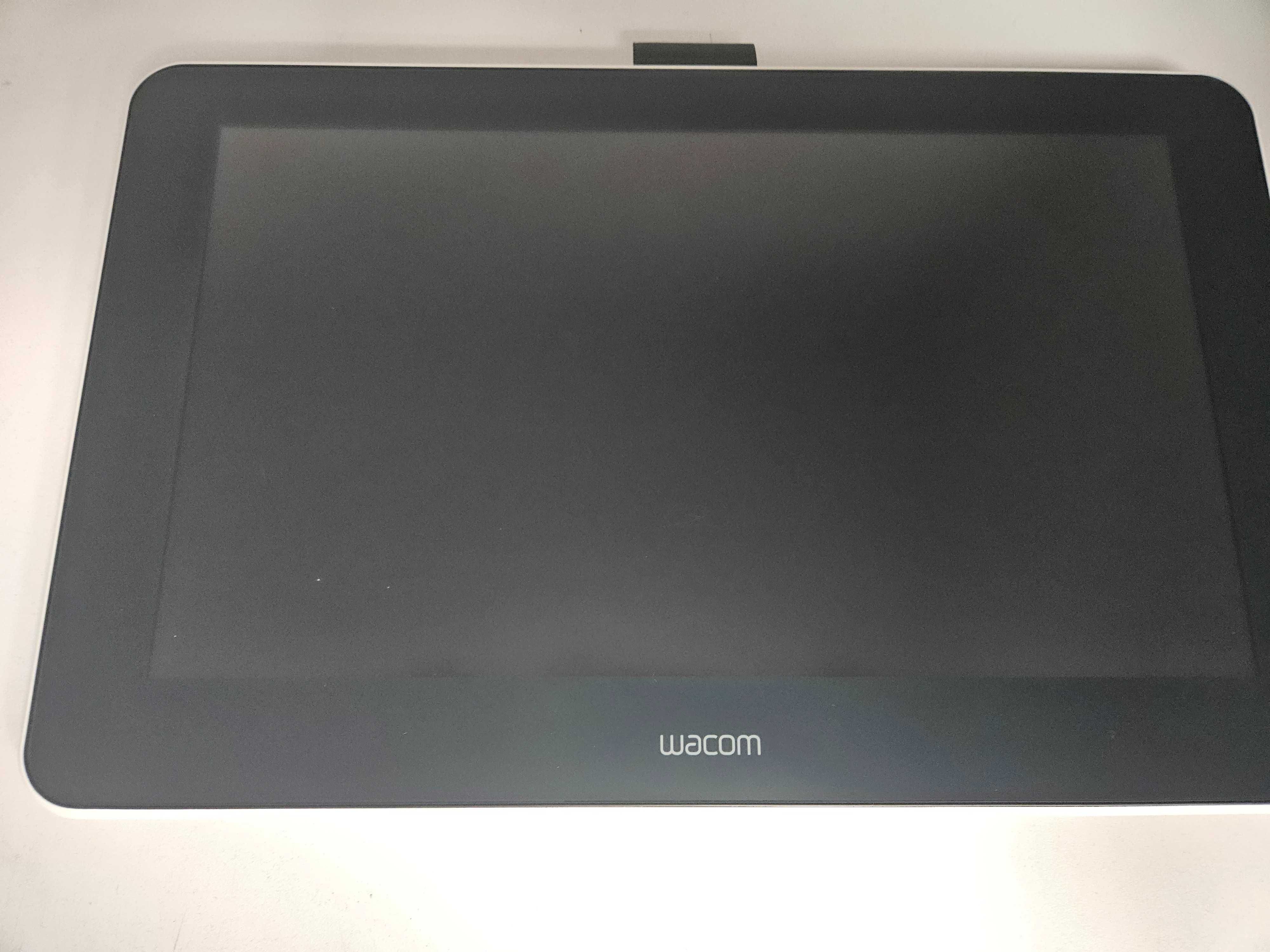Tablet graficzny WACOM One Creative Pen Display 13,3" komplet