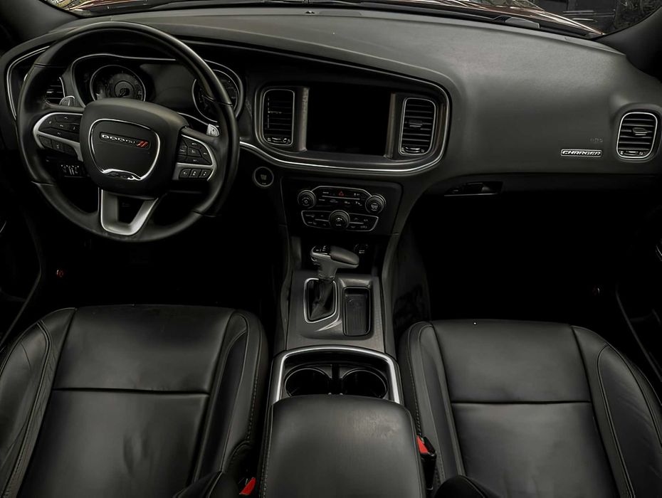 Dodge Charger      2018