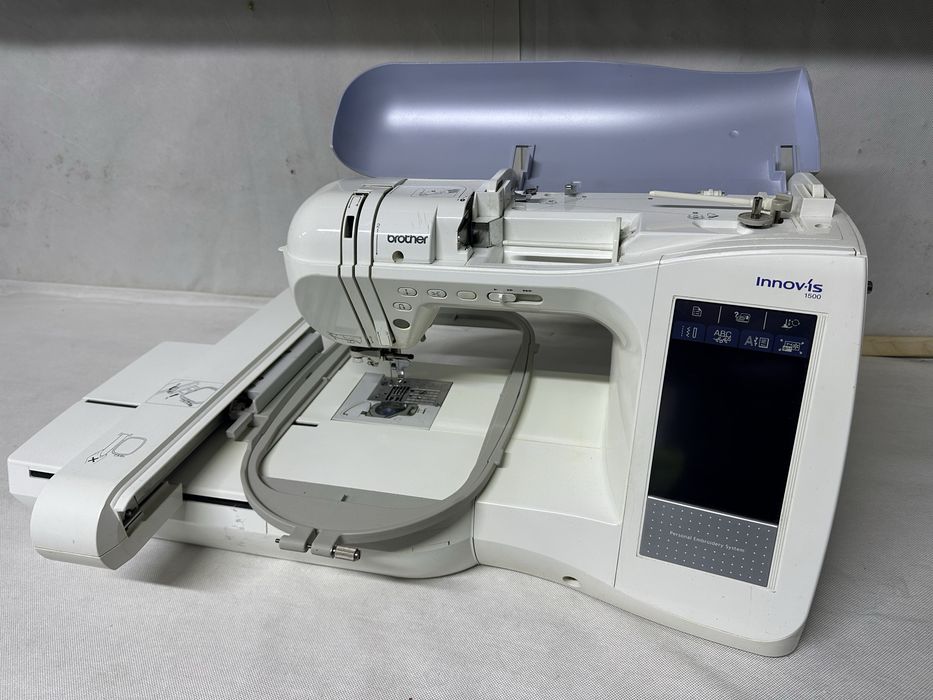 Вишивальна машинка brother
