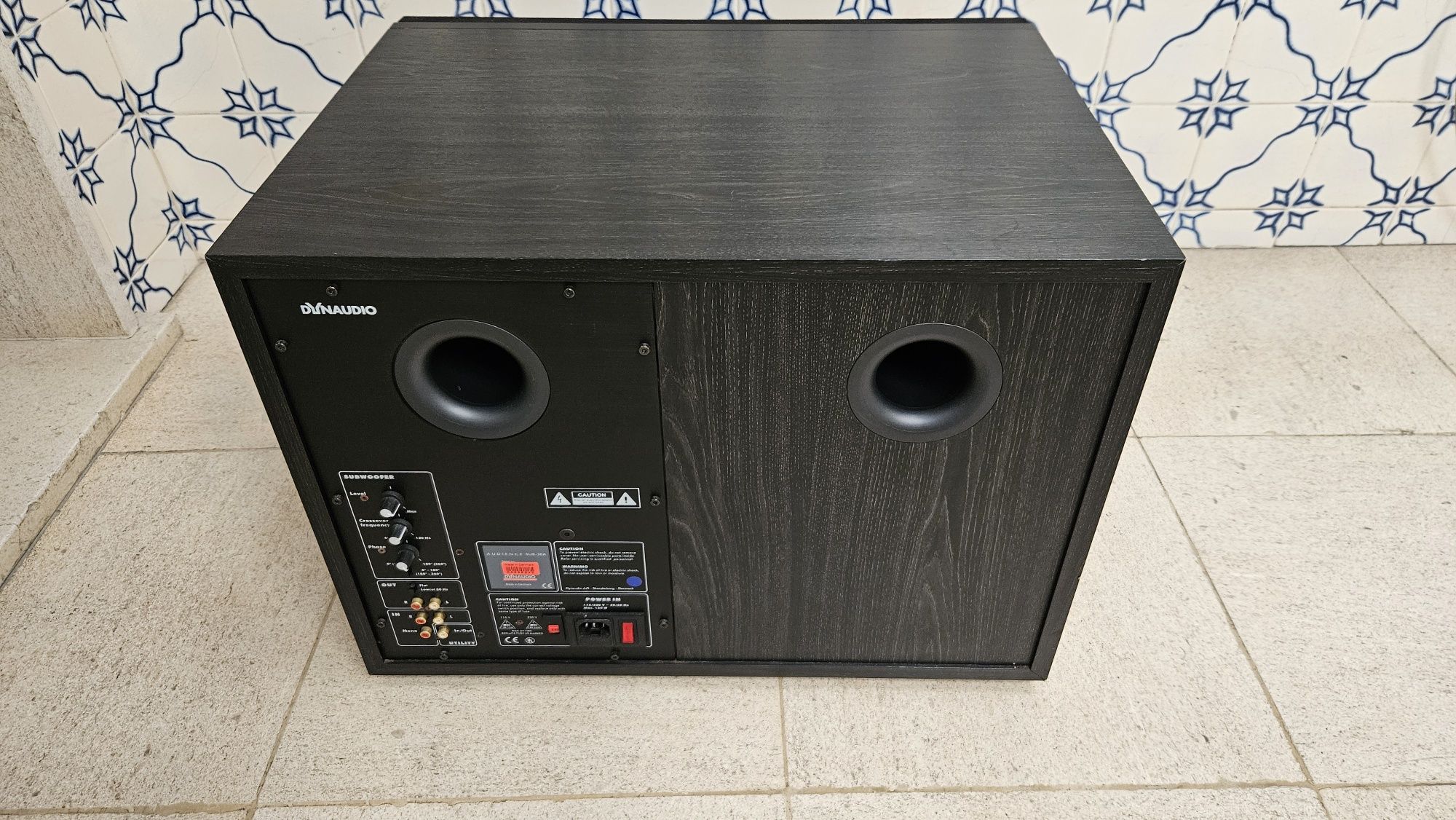 Subwoofer Dynaudio Audience SUB-30A