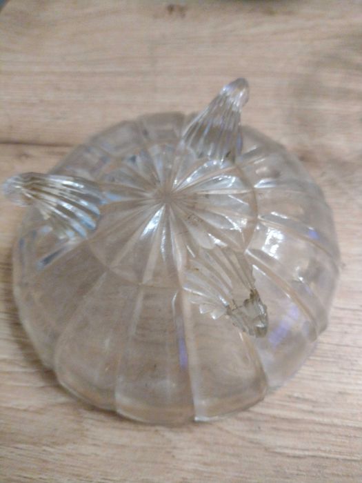 Salaterki na nóżkach