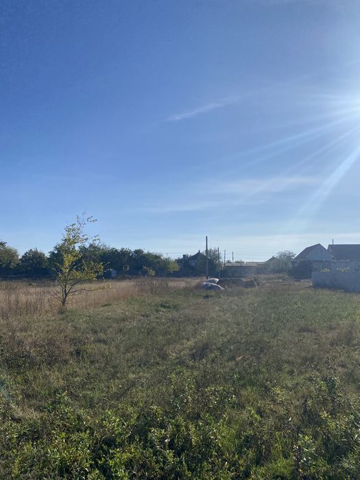 У продажу земельна ділянка, перша ліния річки, с.Піщанка,