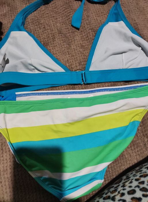 Продам купальник жіночий роздільний