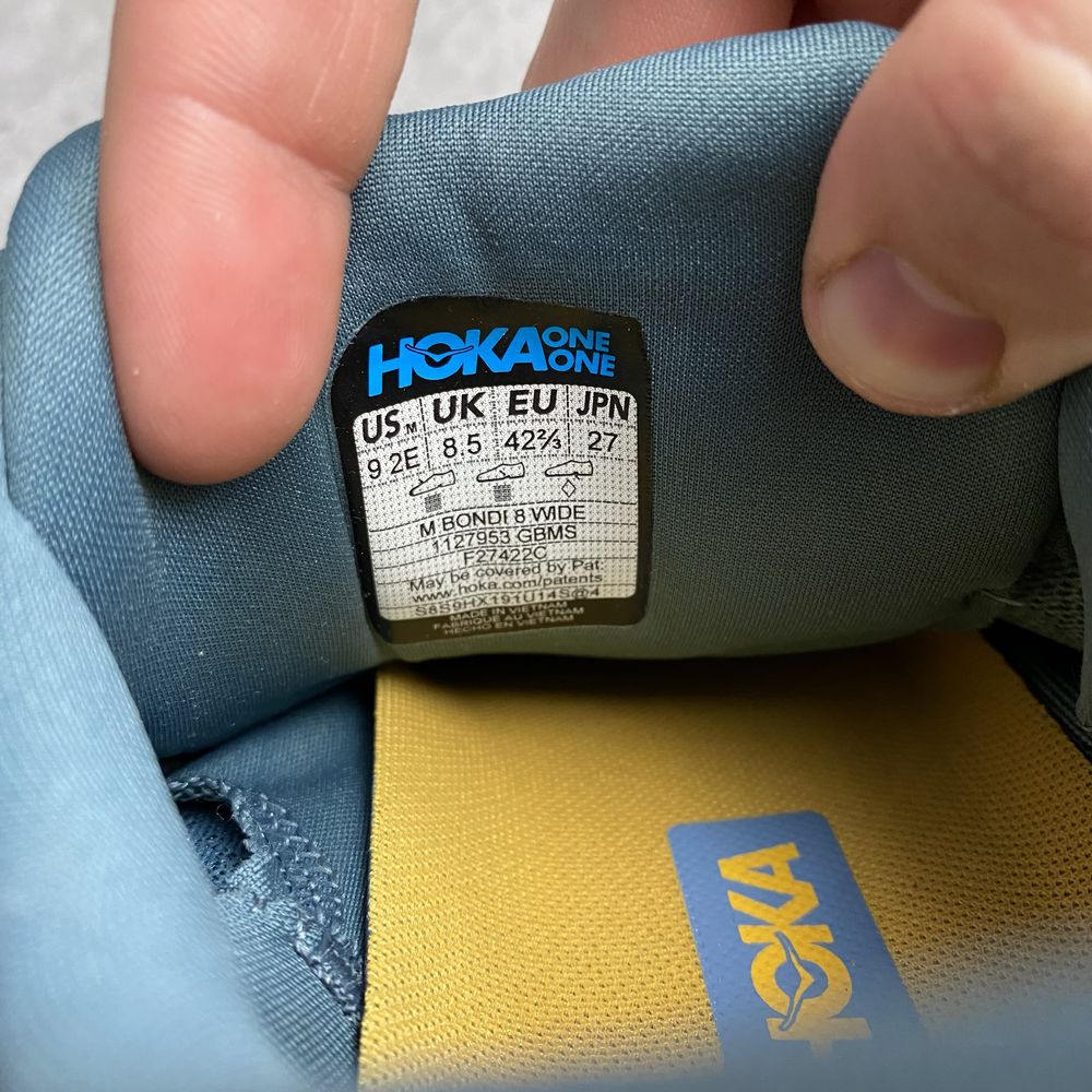 Кросівки Hoka Bondi 8