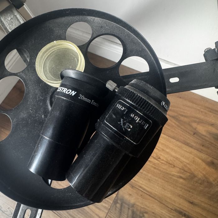 Teleskop celestron powerseeker 114eq plus mikrookular full hd