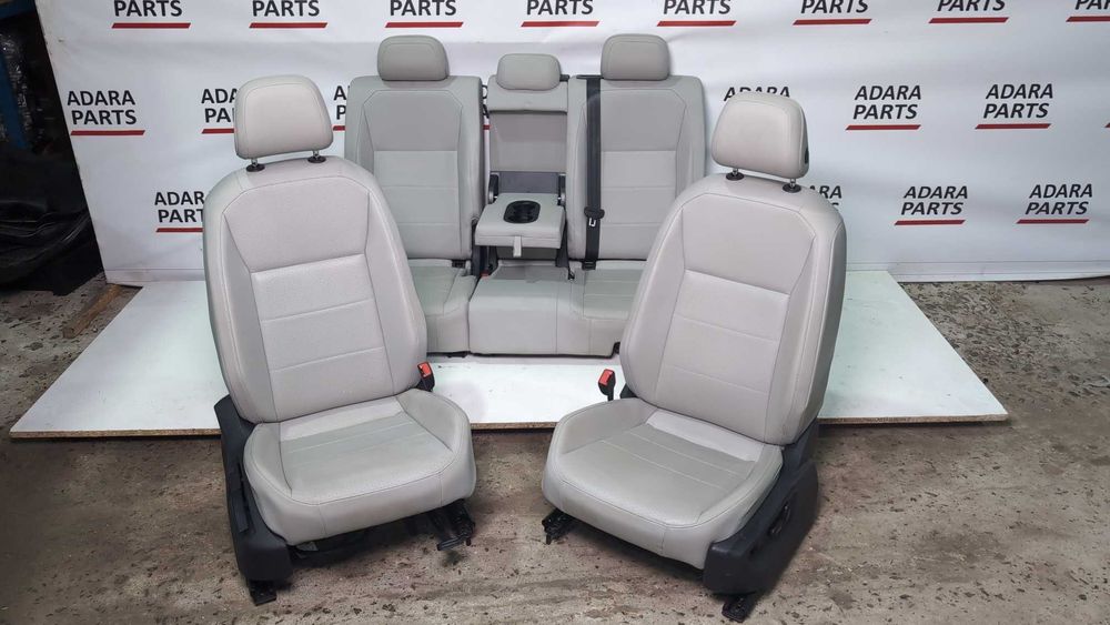 Комплект сидений с Volkswagen Tiguan 2018 (AD/BW) SE Кроссовер