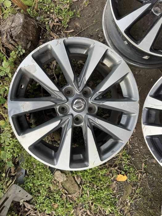 Диски Nissan 5х114.3 R17 Ц.О 66.1 ET50 5*114,3