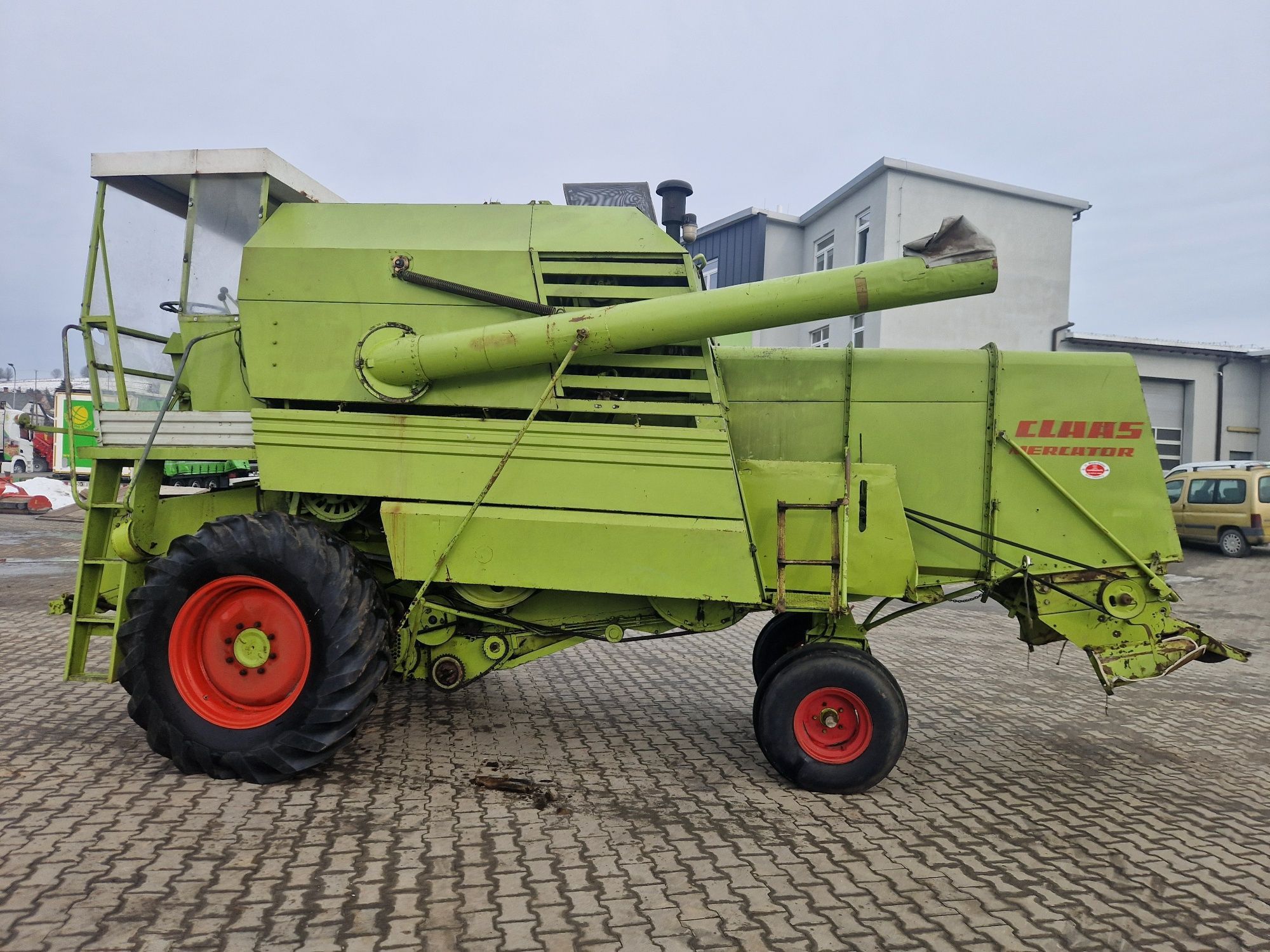 Комбайн Claas Mercator 70