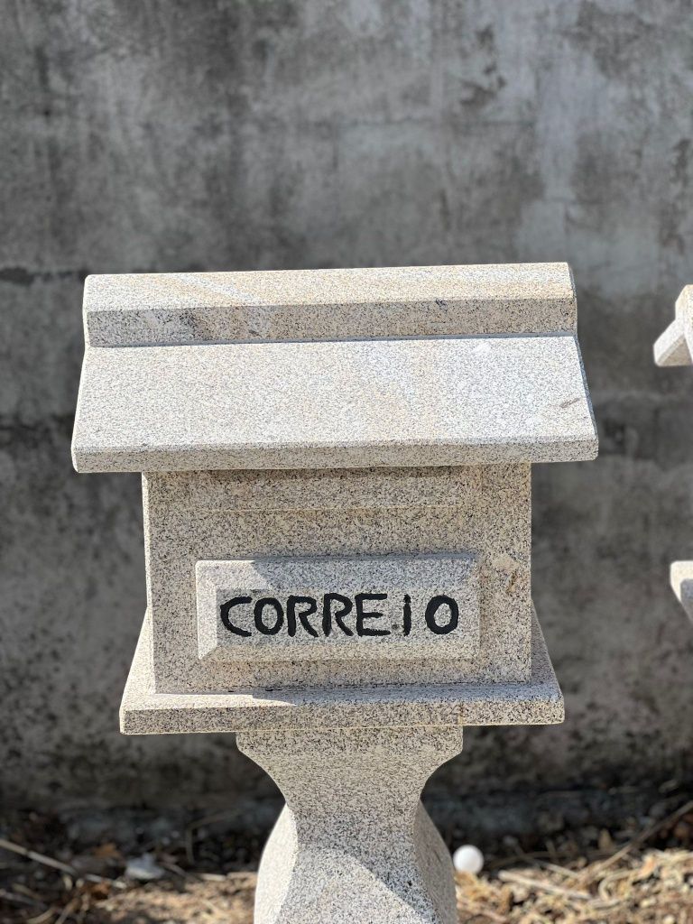 Caixa de correio granito