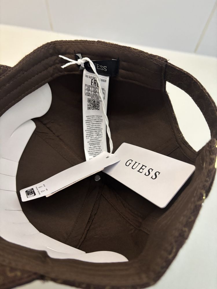 Czapka guess new casual