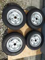 Koła Felgi z oponami Brigestone ford transit 15 cali ładne 195/70r 15c