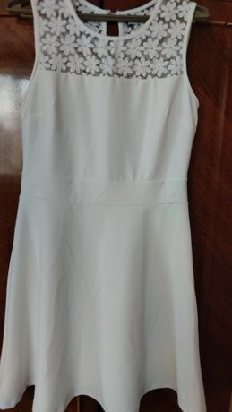 Плаття молочного кольору на розмір 46-48