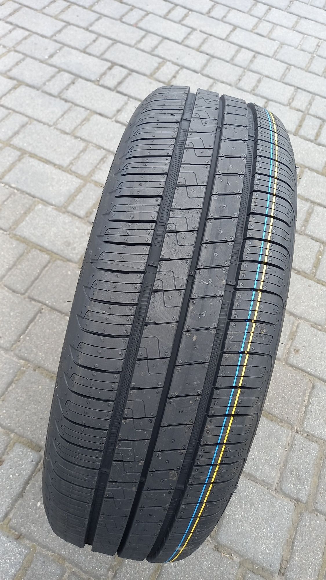 Nowe Opony Letnie Goodyear Efficent Grip Performance 195/60R18 96H