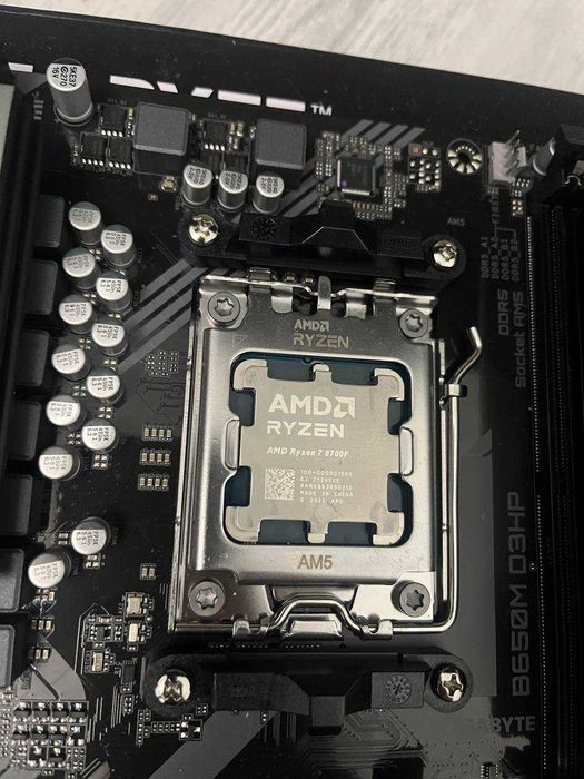 Потужний комплект  | Ryzen 7 8700F + DDR5 6400 + B650M + WiFi