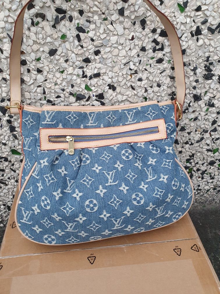 Toreba LV Louis Vuitton do ręki.