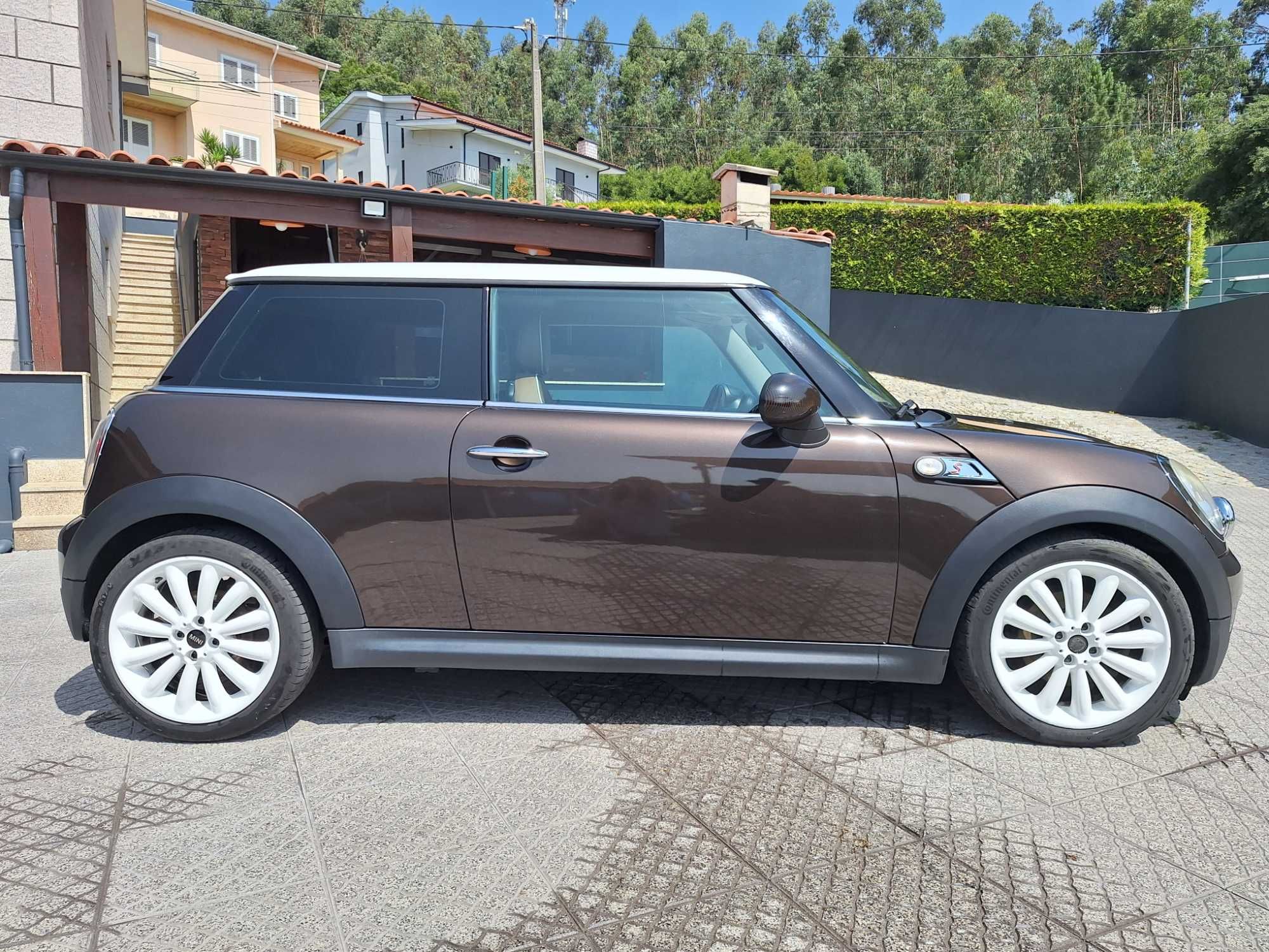 Mini cooper mayfair 50 anos
