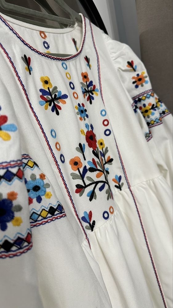 Нова, сукня вишиванка в стилі etnodim xs