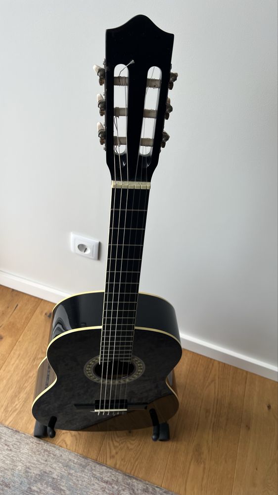 Guitarra Classica como nova