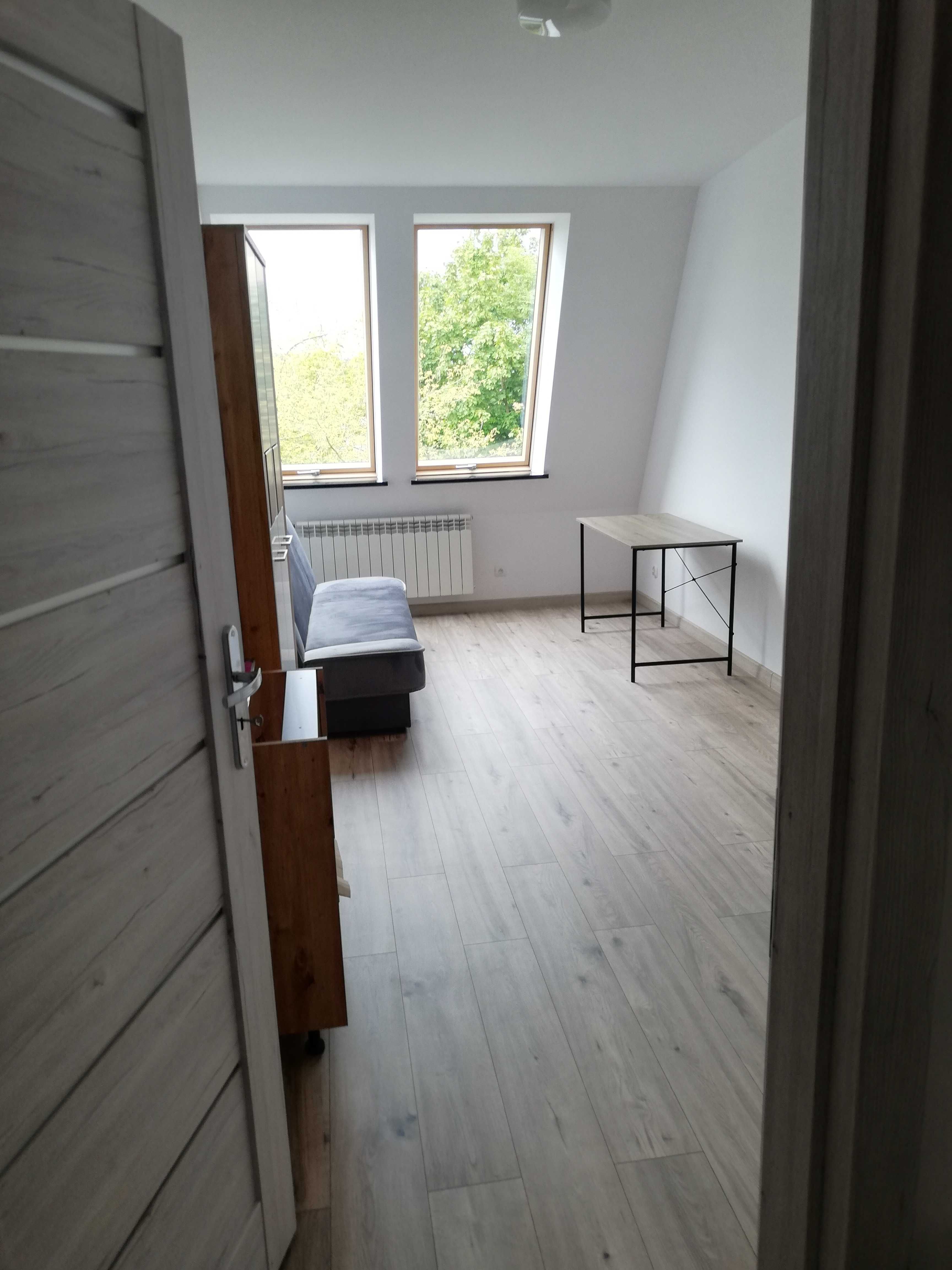 Do wynajęcia 1 pokój w 6 pokojowym mieszkaniu w Nysie - Armii Krajowe