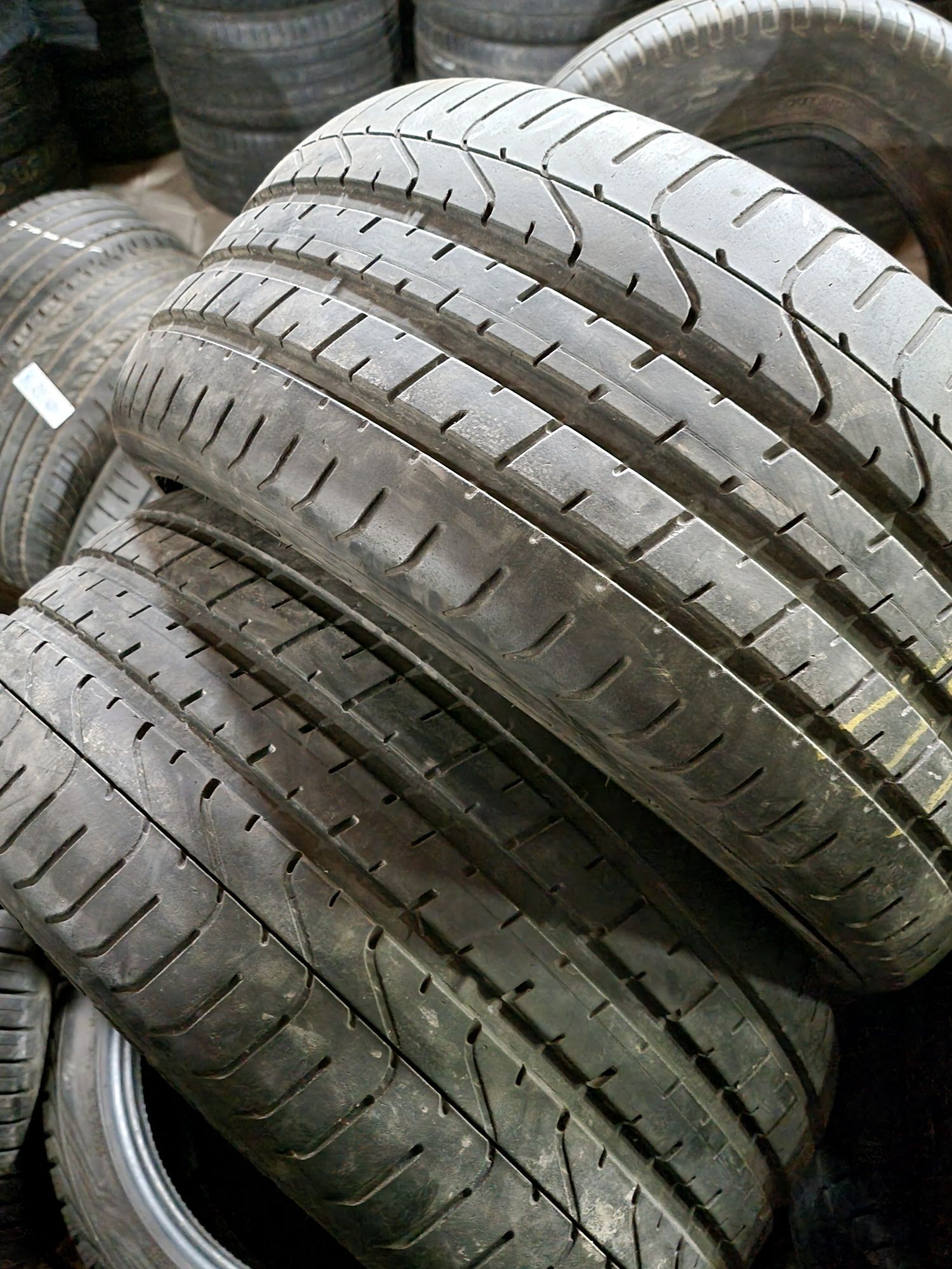 255/35 R19 Bridgestone