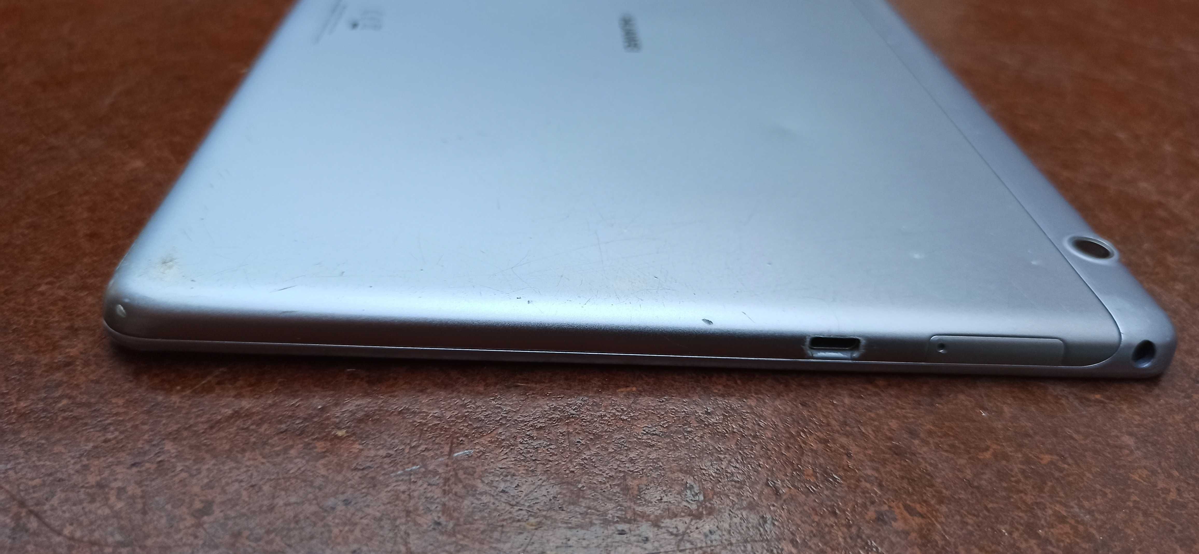 планшет 10" Huawei MediaPad T3  AGS-W09 на восстановление или запчасти