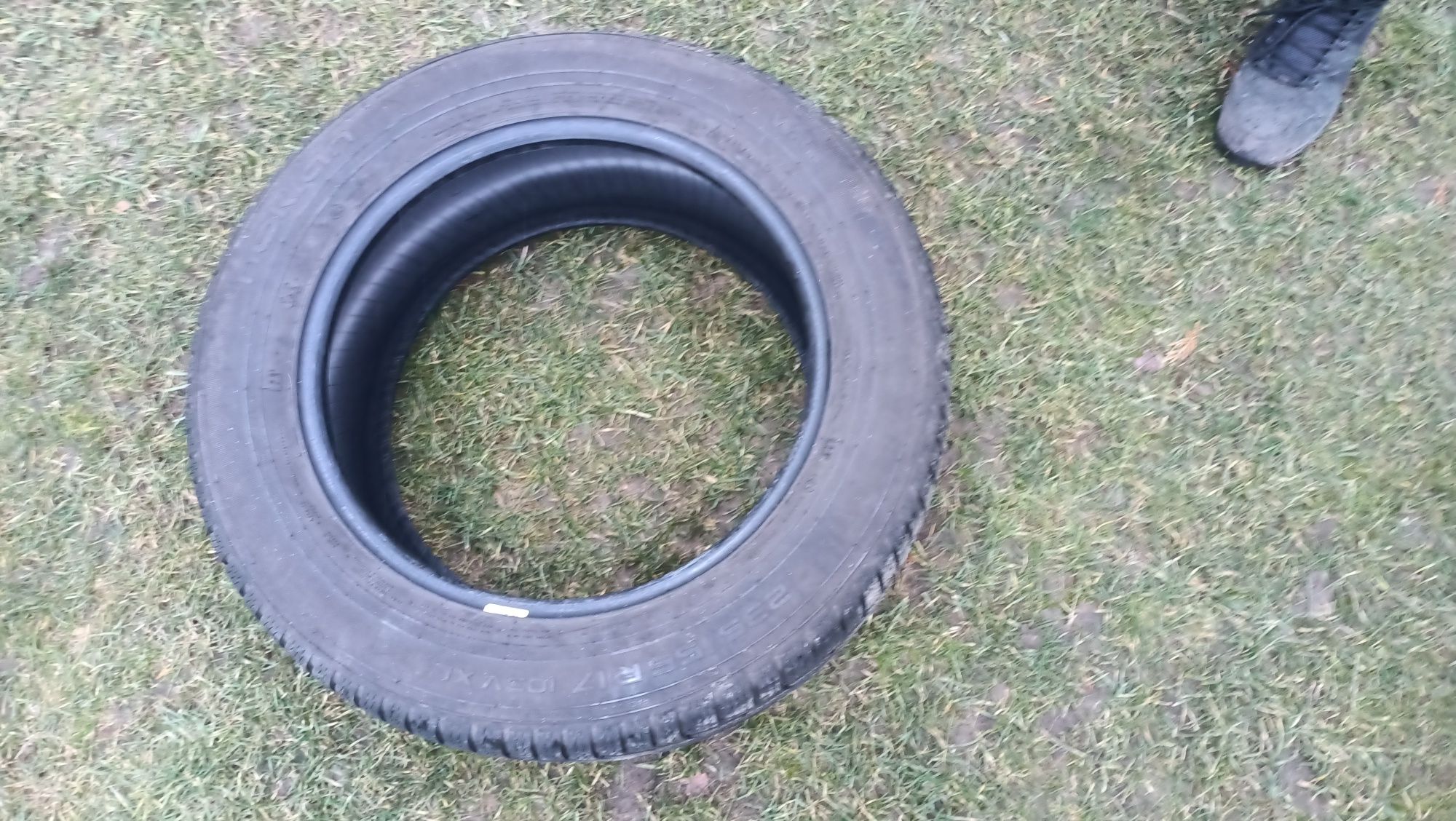 2 opony zimowe zima 17 Nokian 235/55/17
