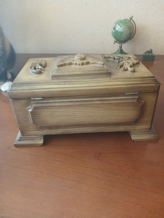 Скринька ручної роботи