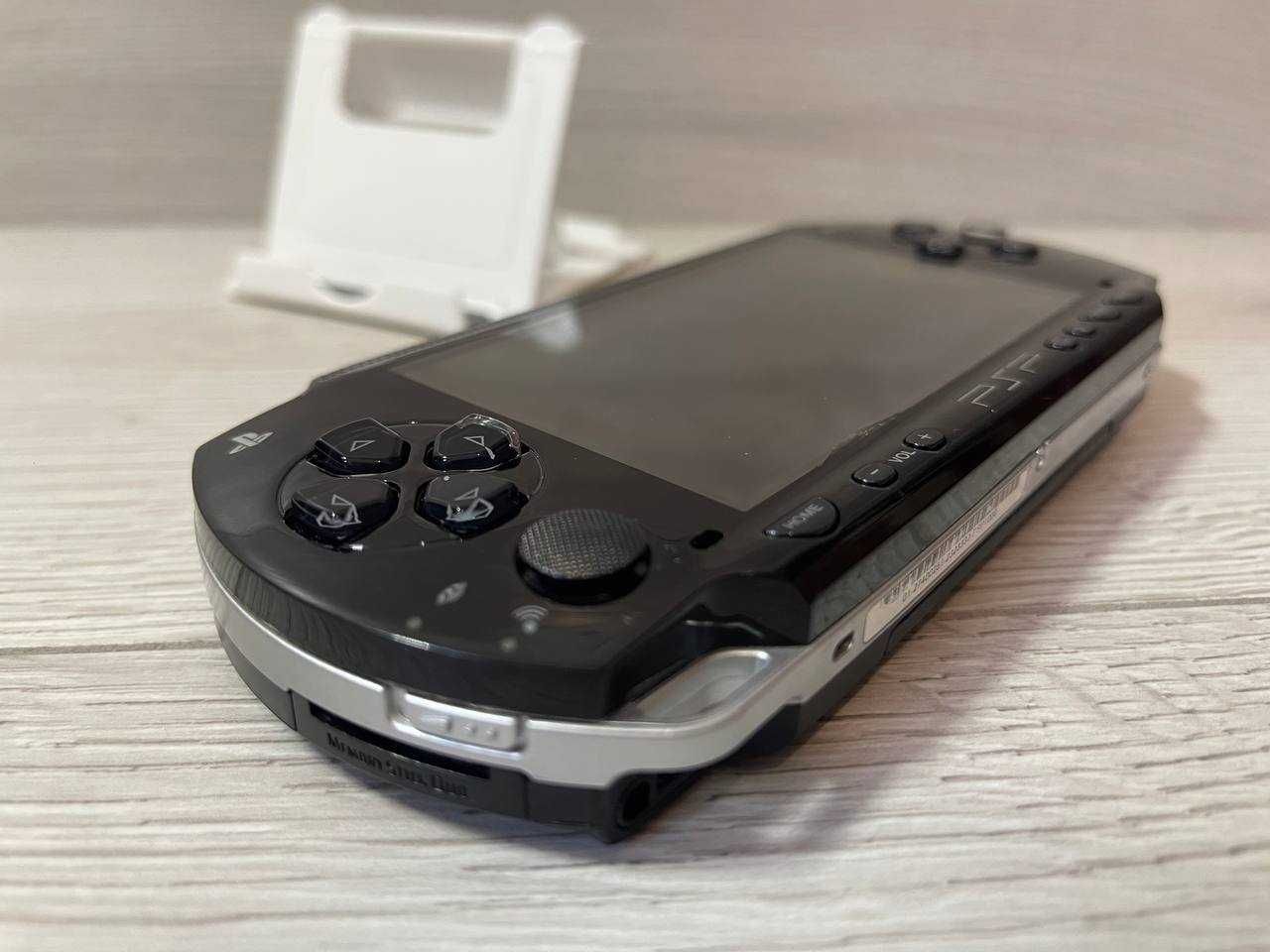 Ігрова портативна консоль Sony PSP Black 32GB + 40 Ігор встановлено