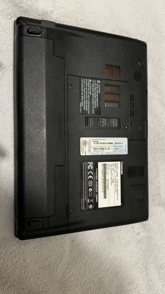 Laptop Toshiba mini