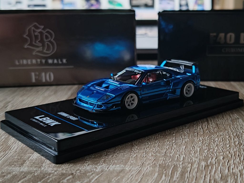 Inno 64 Ferrari F40 LBWK Chrome Black Liberty Walk Chase