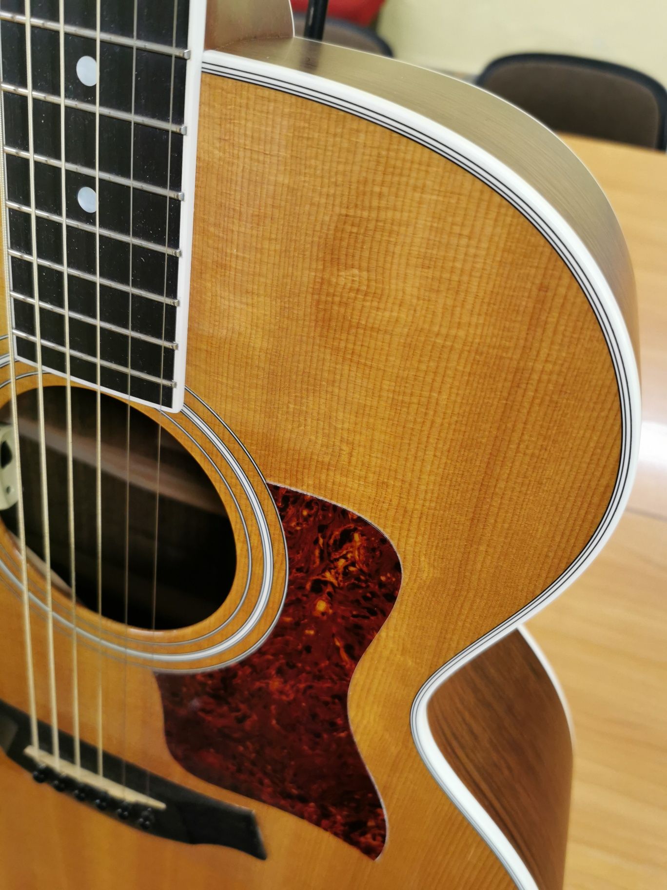 Gitara Taylor 415 Lr Baggs