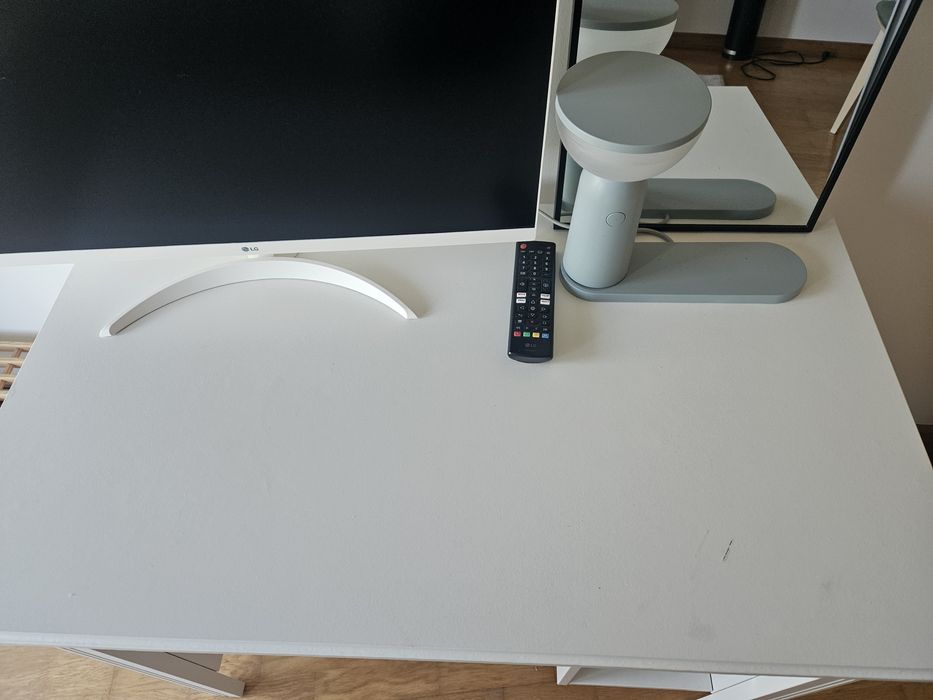 Secretária BRUSALI Ikea