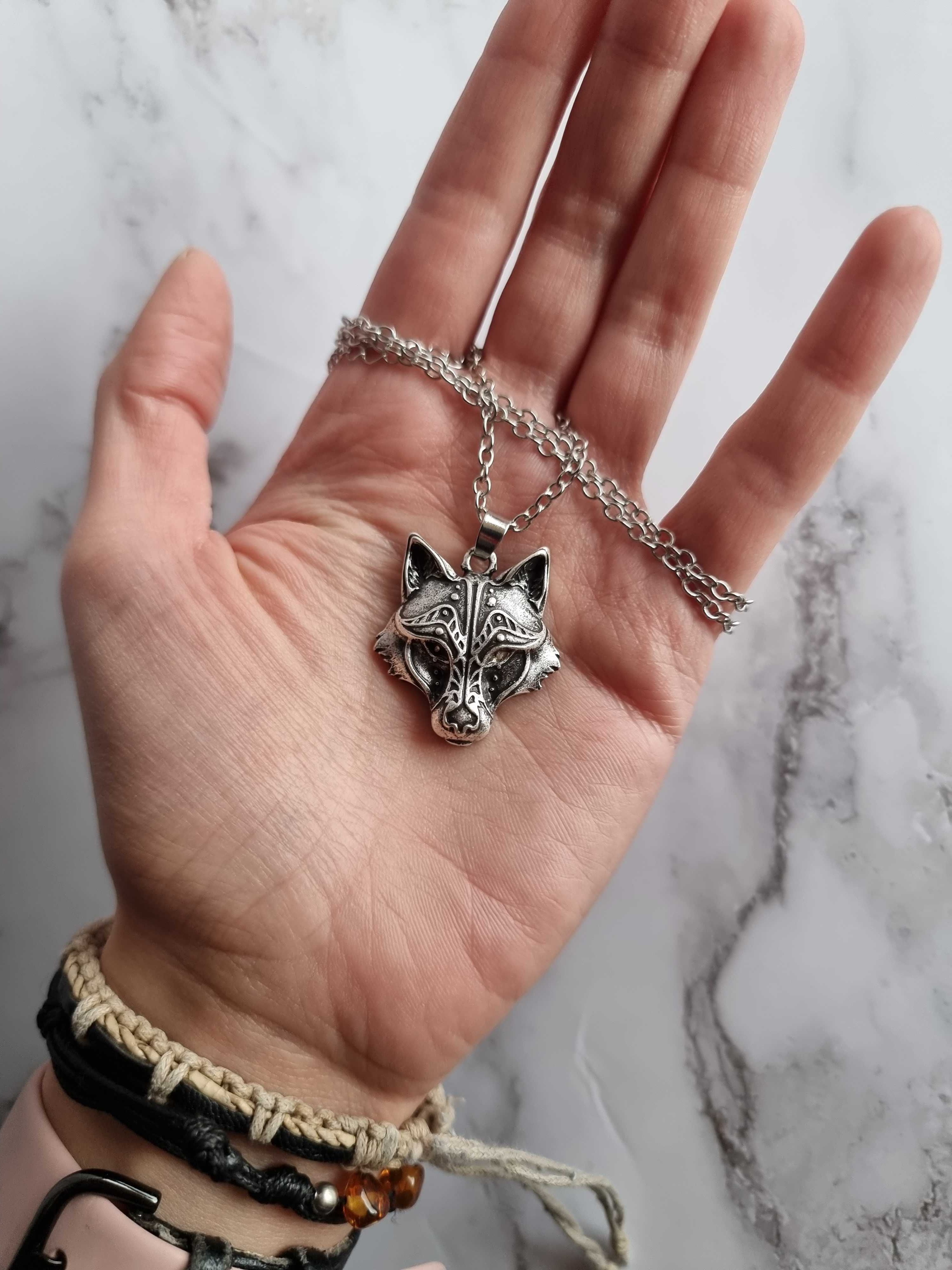 Naszyjnik wisior amulet medalion wilk srebrny srebro Gothic viking