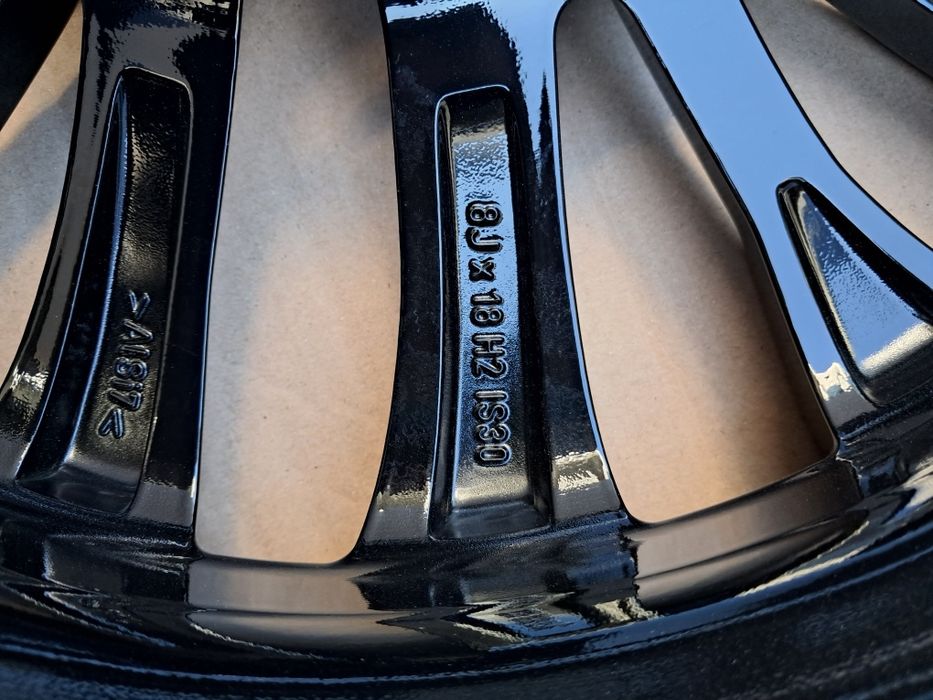 Komplet nowe felgi BMW 5 G30 G31 8j r18 et30