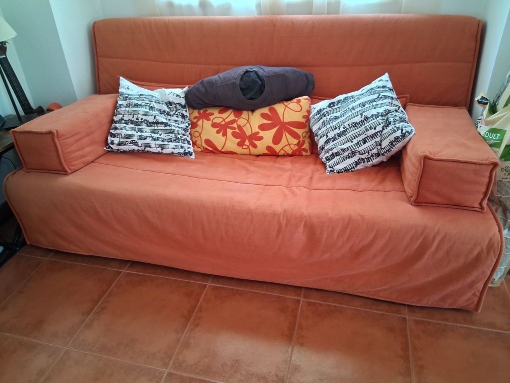 Sofa cama 3 lugares