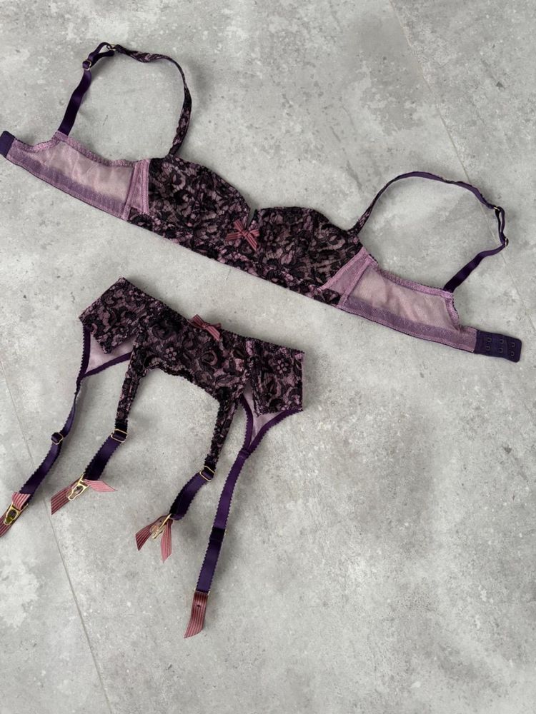Бюсти набор Agent Provocateur