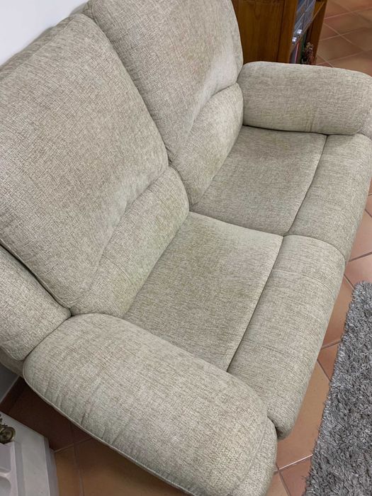 Sofá duplo reclinável