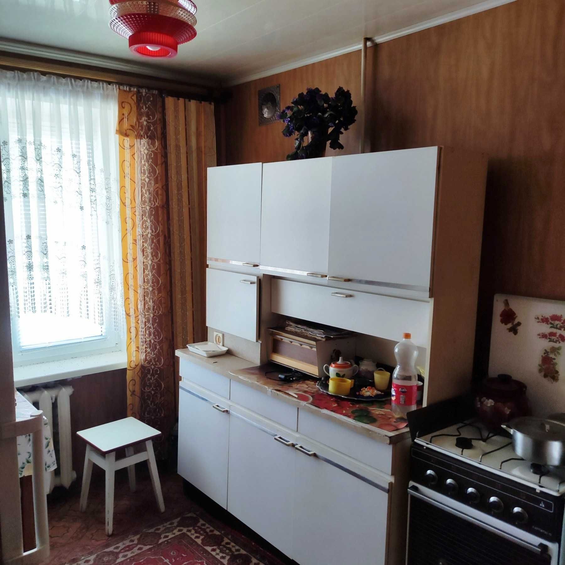 Продам 2к квартиру вул. Янгеля, Тітова
