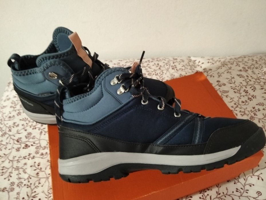 Bota caminhada azul escuro 40