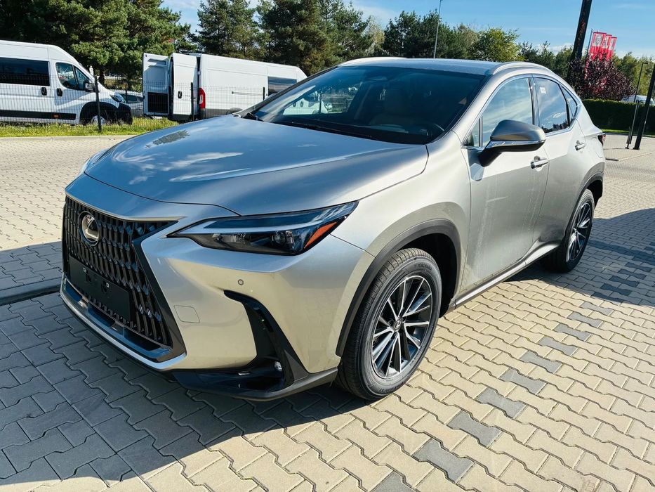 Lexus NX Lexus NX 350H Prestige 2,5 Hybrid 243 KM 2WD od ręki